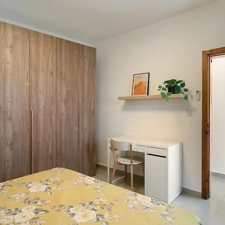 Cosy 3br Duplex Penthouse With Terrace & Views By Isola360