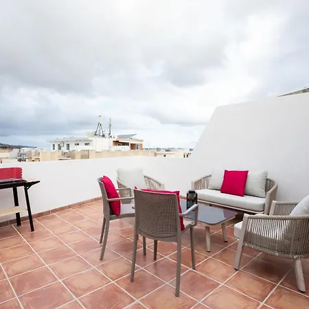 Appartement Cosy 3br Duplex Penthouse With Terrace & Views By Isola360