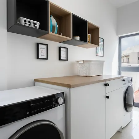 Cosy 3br Duplex Penthouse With Terrace & Views By Isola360 *