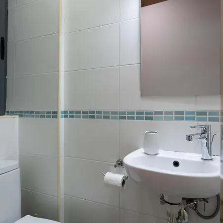 Cosy 3br Duplex Penthouse With Terrace & Views By Isola360 شقة موستا