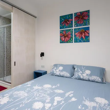 Cosy 3br Duplex Penthouse With Terrace & Views By Isola360 莫斯塔