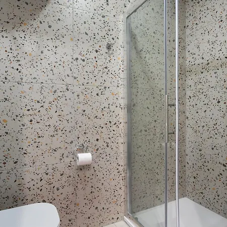 Cosy 3br Duplex Penthouse With Terrace & Views By Isola360 * موستا