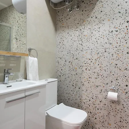 شقة Cosy 3br Duplex Penthouse With Terrace & Views By Isola360 موستا