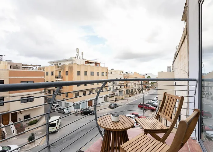 Cosy 3br Duplex Penthouse With Terrace & Views By Isola360
