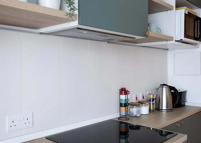 Cosy 3br Duplex Penthouse With Terrace & Views By Isola360